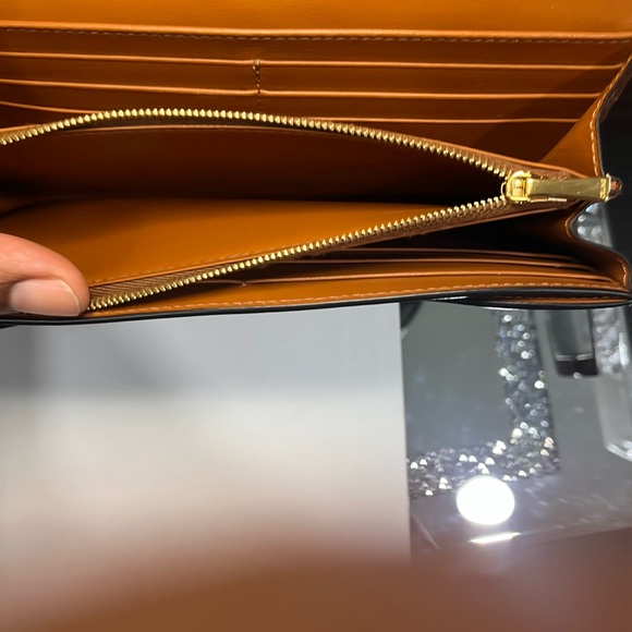 Celine Triomphe Long Wallet - Full Inclusion in EUC - Picture 6 of 8